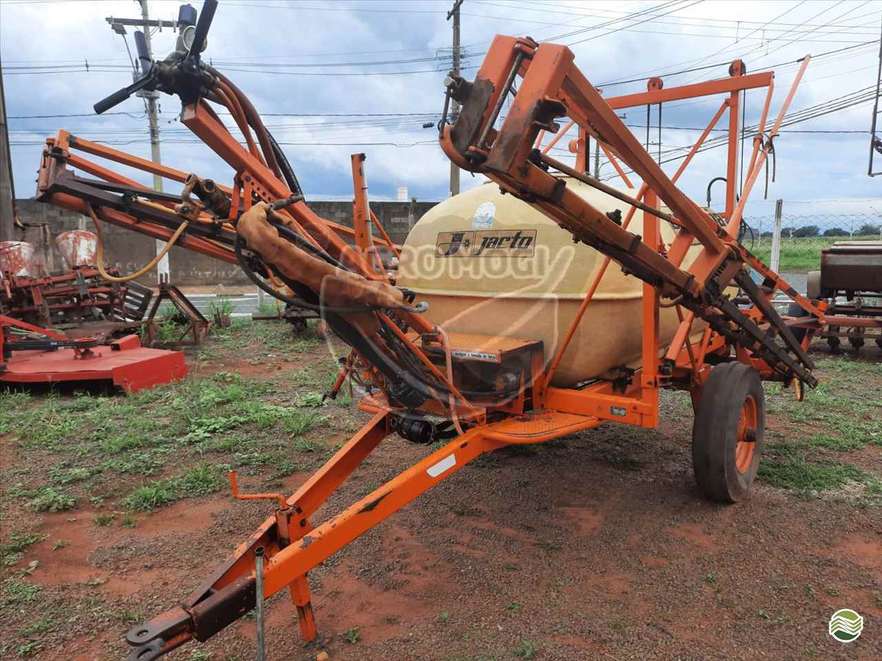 PULVERIZADOR JACTO COLUMBIA A17 Arrasto Agro Mogi Peças e Equipamentos Agrícolas MOGI-MIRIM SÃO PAULO SP